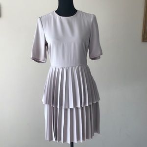 Short sleeve lilac dress with pleated layering